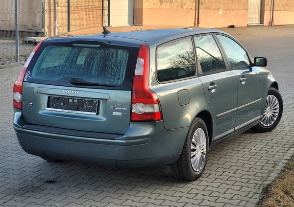 Volvo V50 cena 9900 przebieg: 192000, rok produkcji 2004 z Żary małe 37